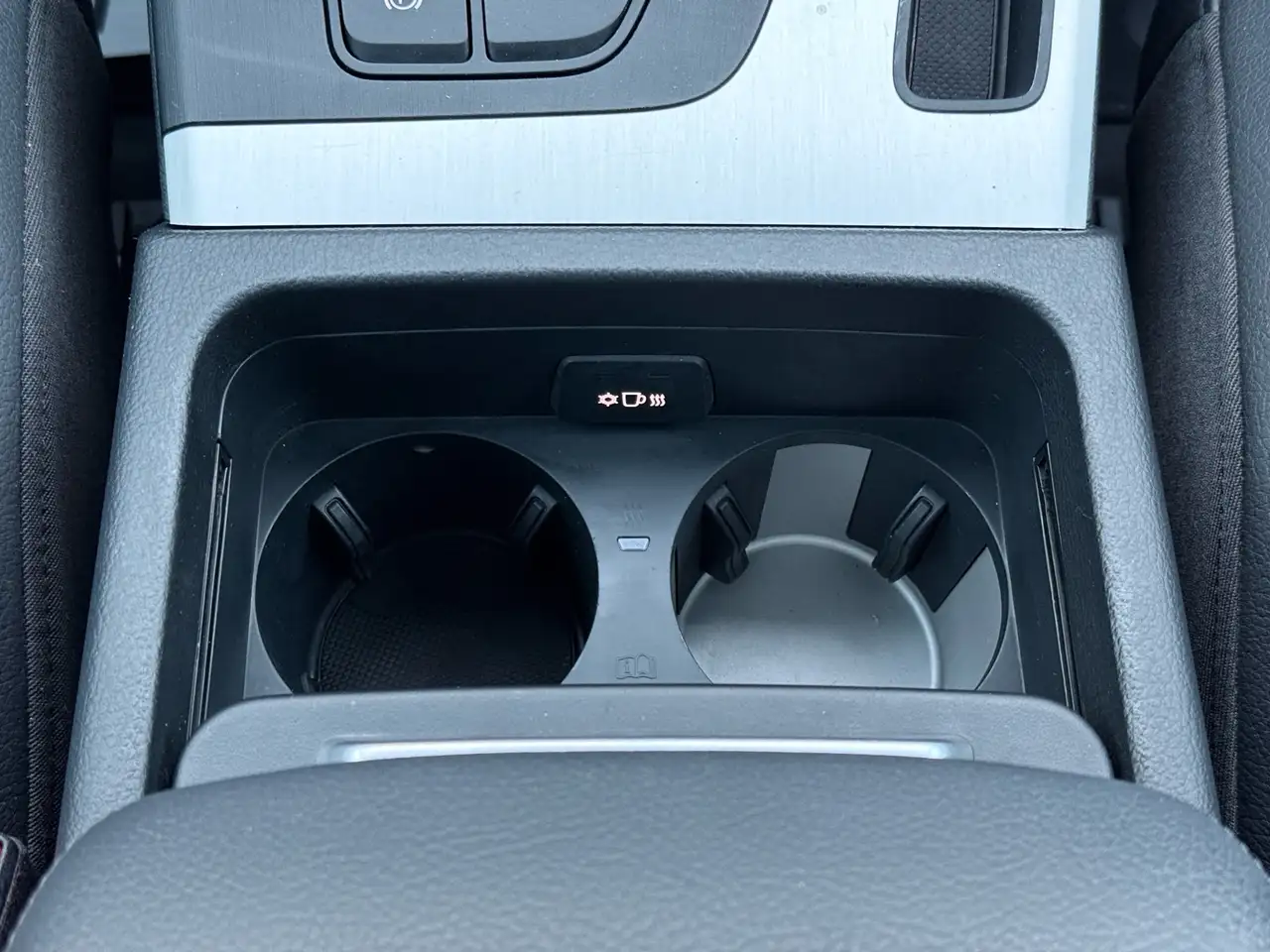 Audi Q5 снимка Audi Q5