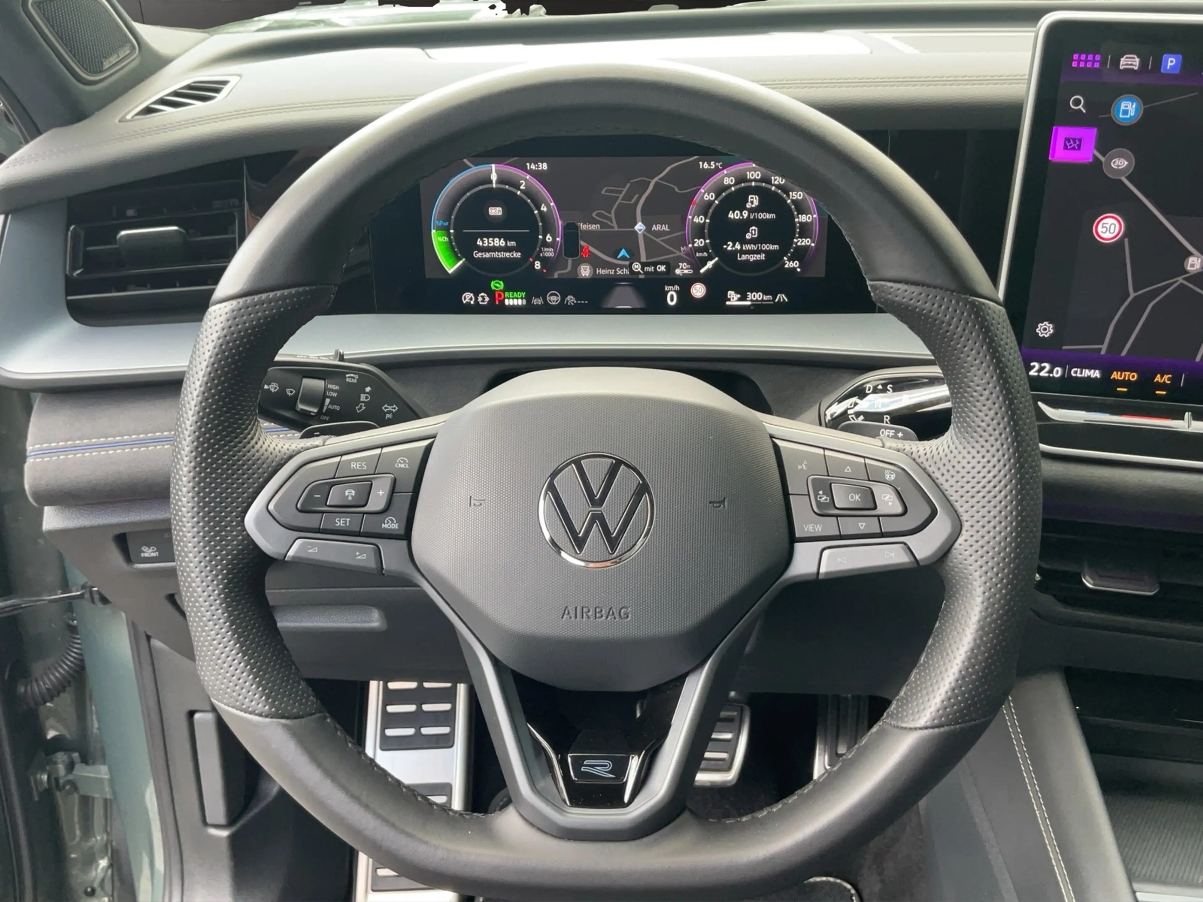Volkswagen Tayron 1.5 TSI eHybrid R-Line DSG Pano+DCC+ACC — photo 12