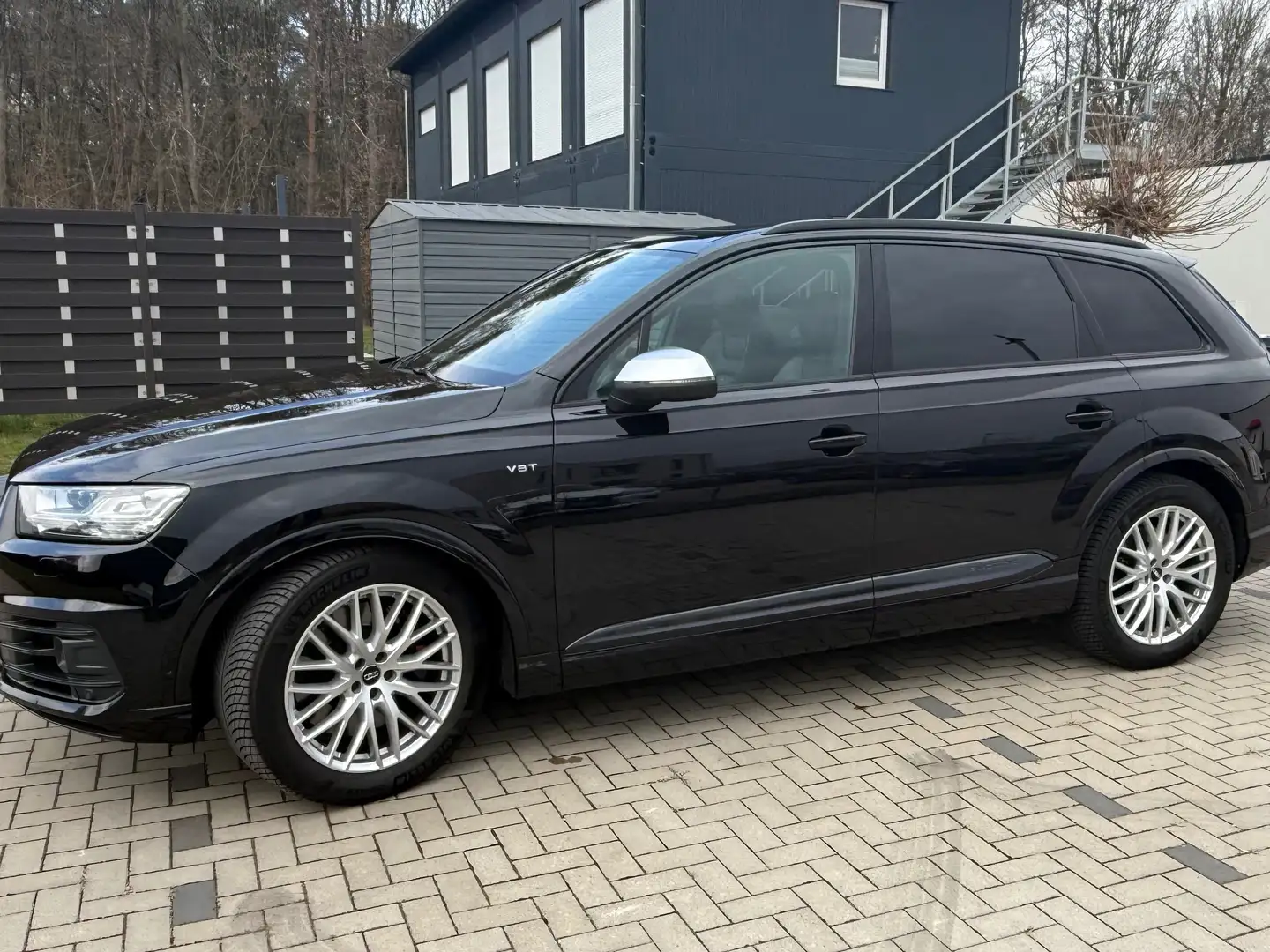 Audi SQ7 SQ7 4.0 TDI VOLL / 7sitzer / Panorama / softclose Czarny - 1