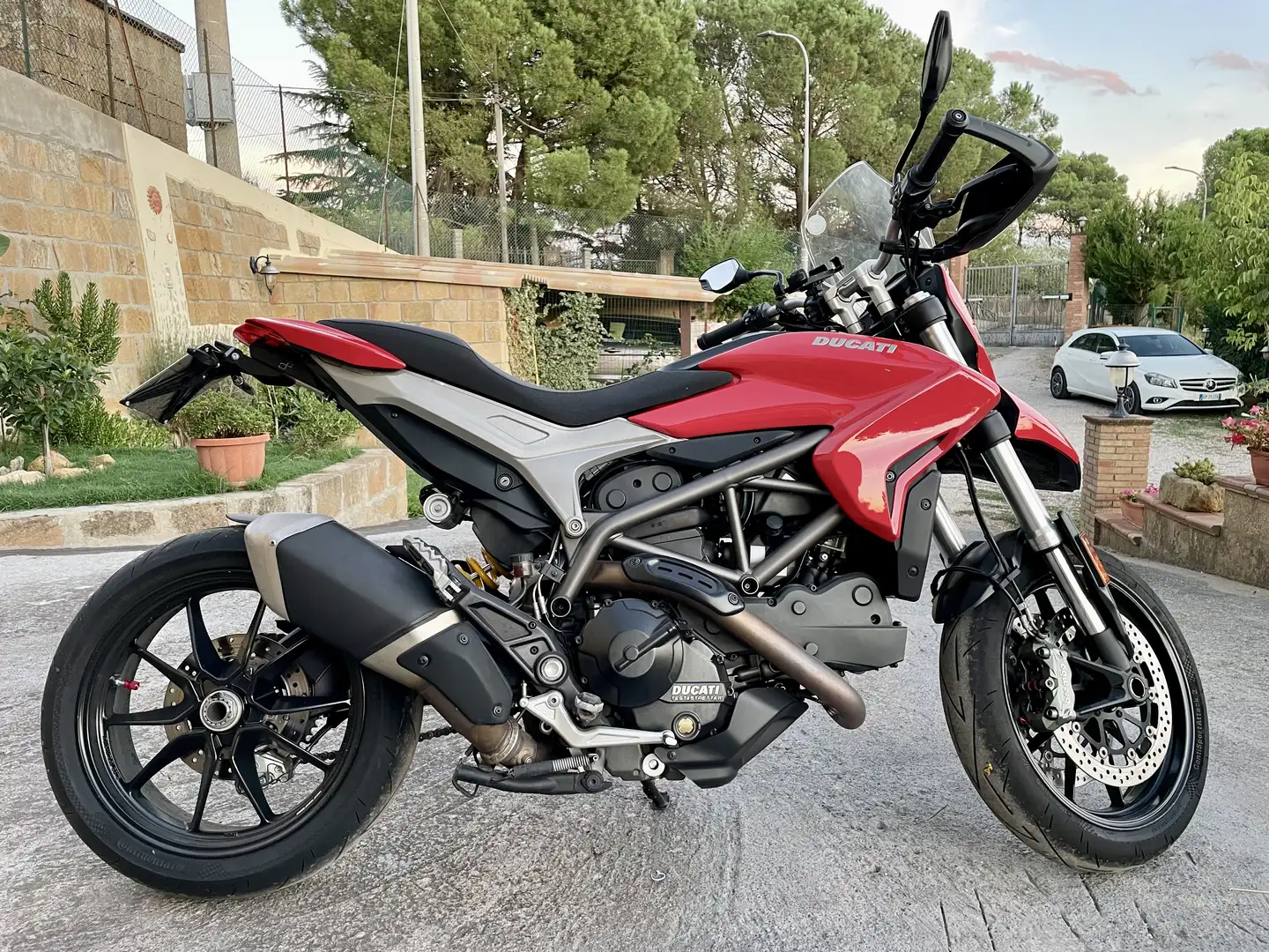 Ducati Hyperstrada Hyperstrada 821 - 2