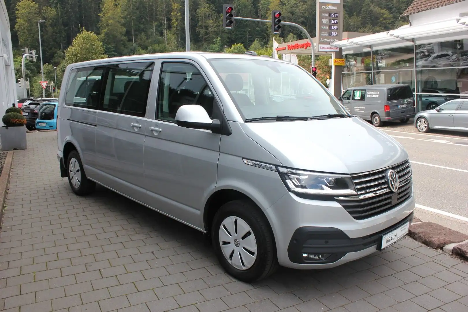 Volkswagen T6 Caravelle T6.1 Caravelle Comfortline LR 2.0 TDI Silber - 2