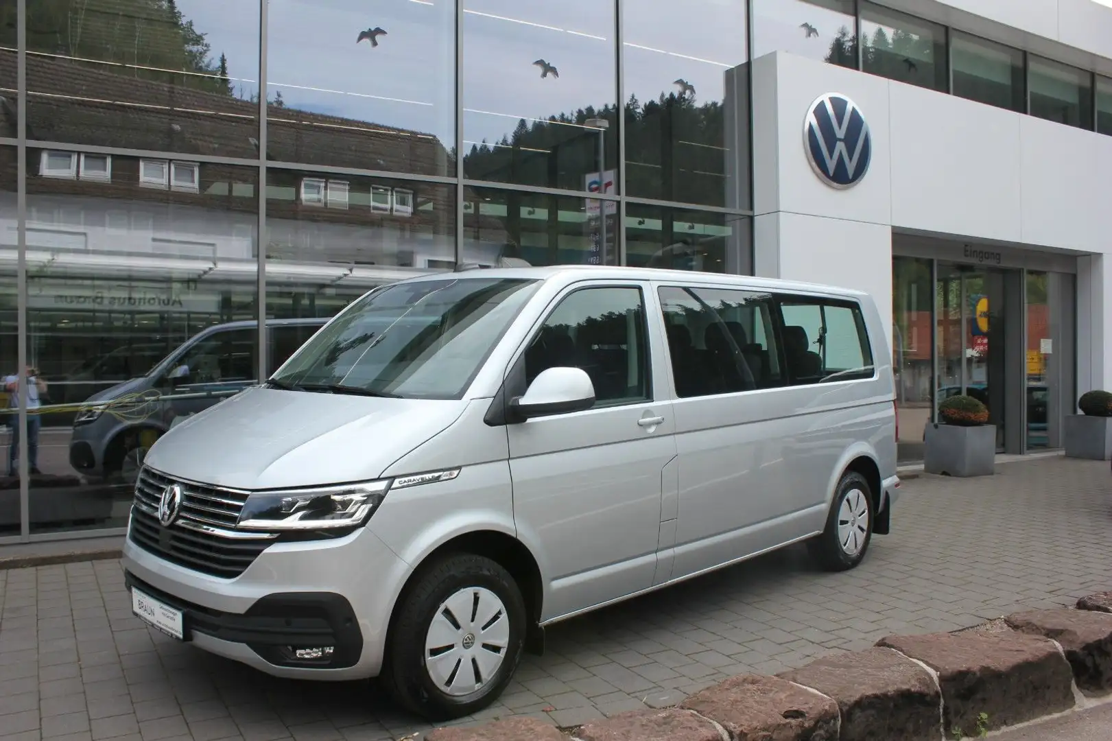 Volkswagen T6 Caravelle T6.1 Caravelle Comfortline LR 2.0 TDI Silber - 1