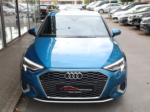 Audi A3 view 3