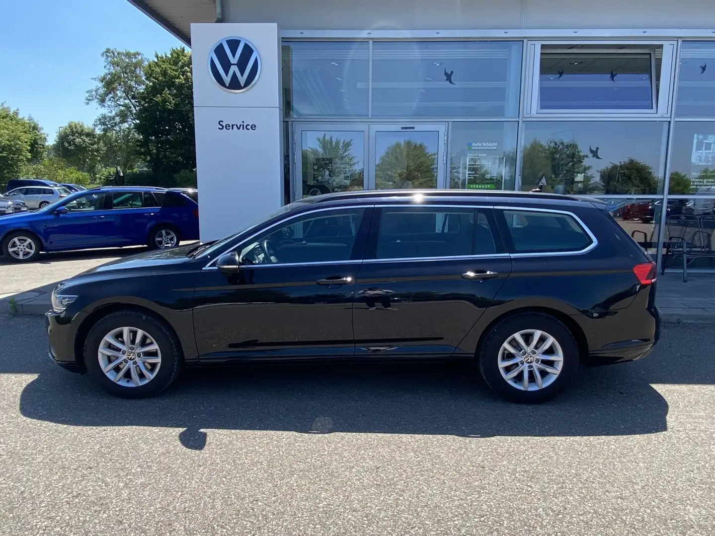 Volkswagen Passat Variant 2.0 TDI BUSINESS NAVI+LED+KAMERA+ Zwart - 2