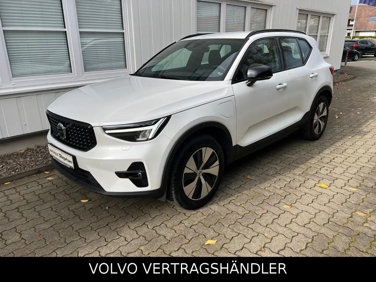 Volvo XC40 Recharge T5 PLUS DARK AHK GARANTIE Blanc - 1