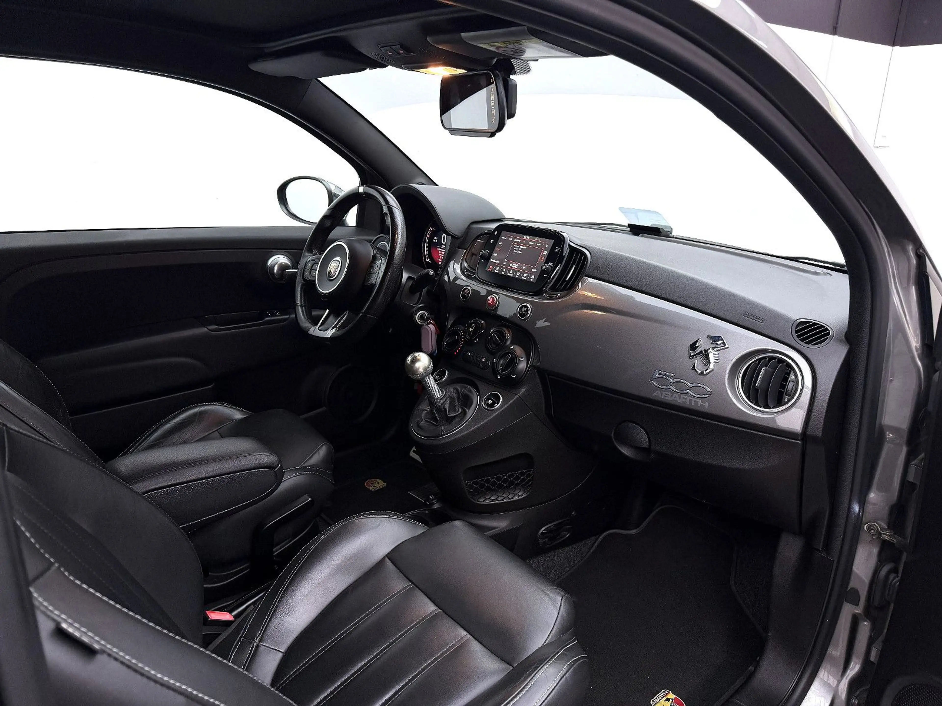 Abarth 595C — photo 15