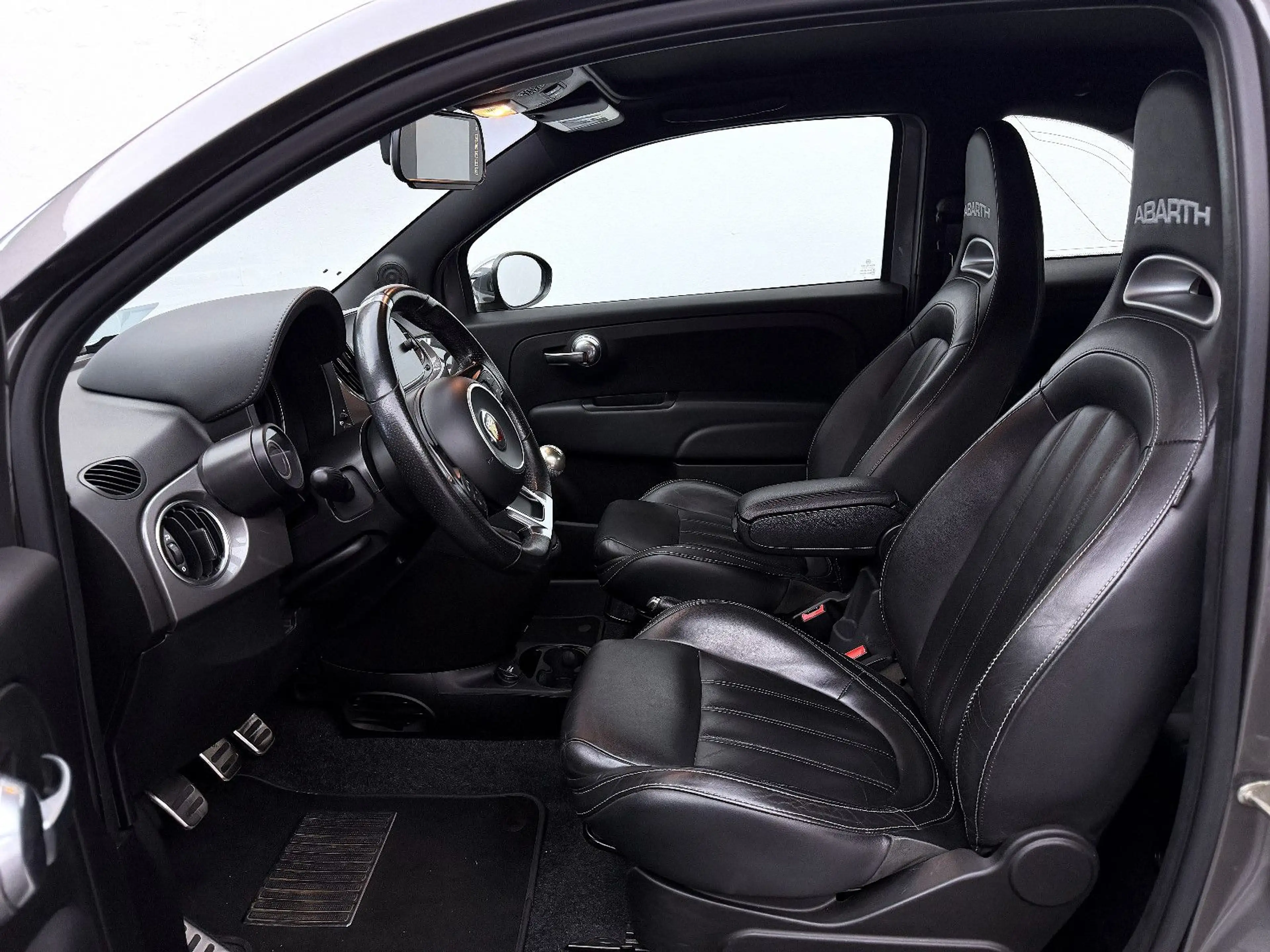 Abarth 595C — photo 8