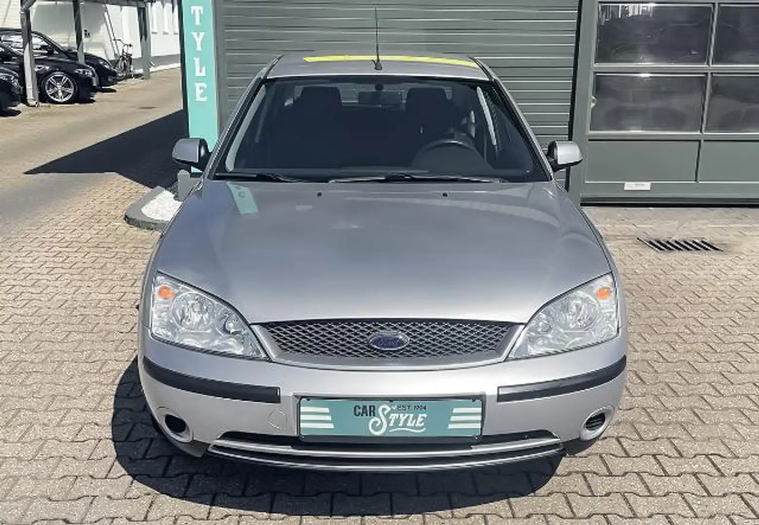 Ford Mondeo 1.8L Duratec Klima Silber - 2