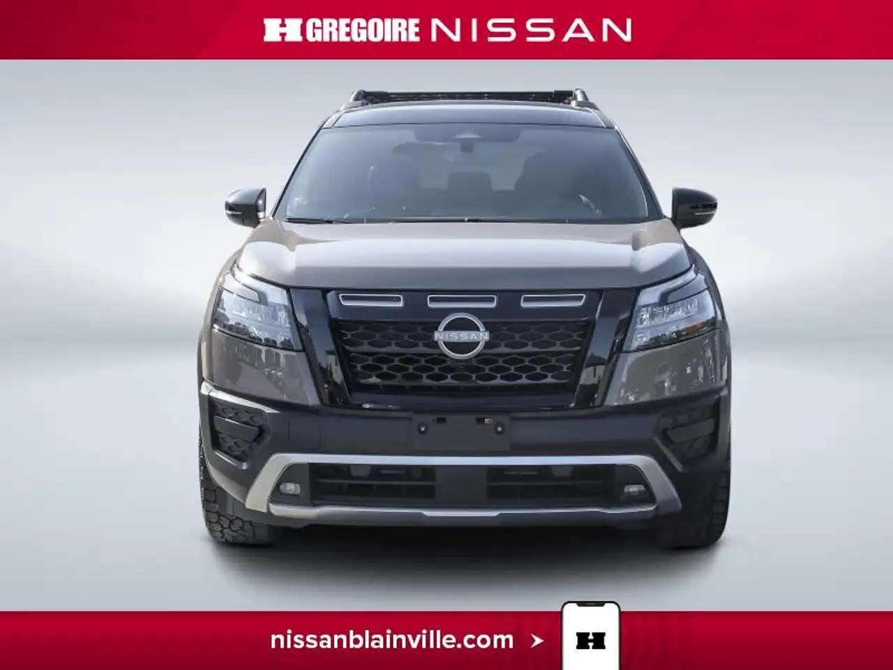 Nissan Pathfinder снимка Nissan Pathfinder