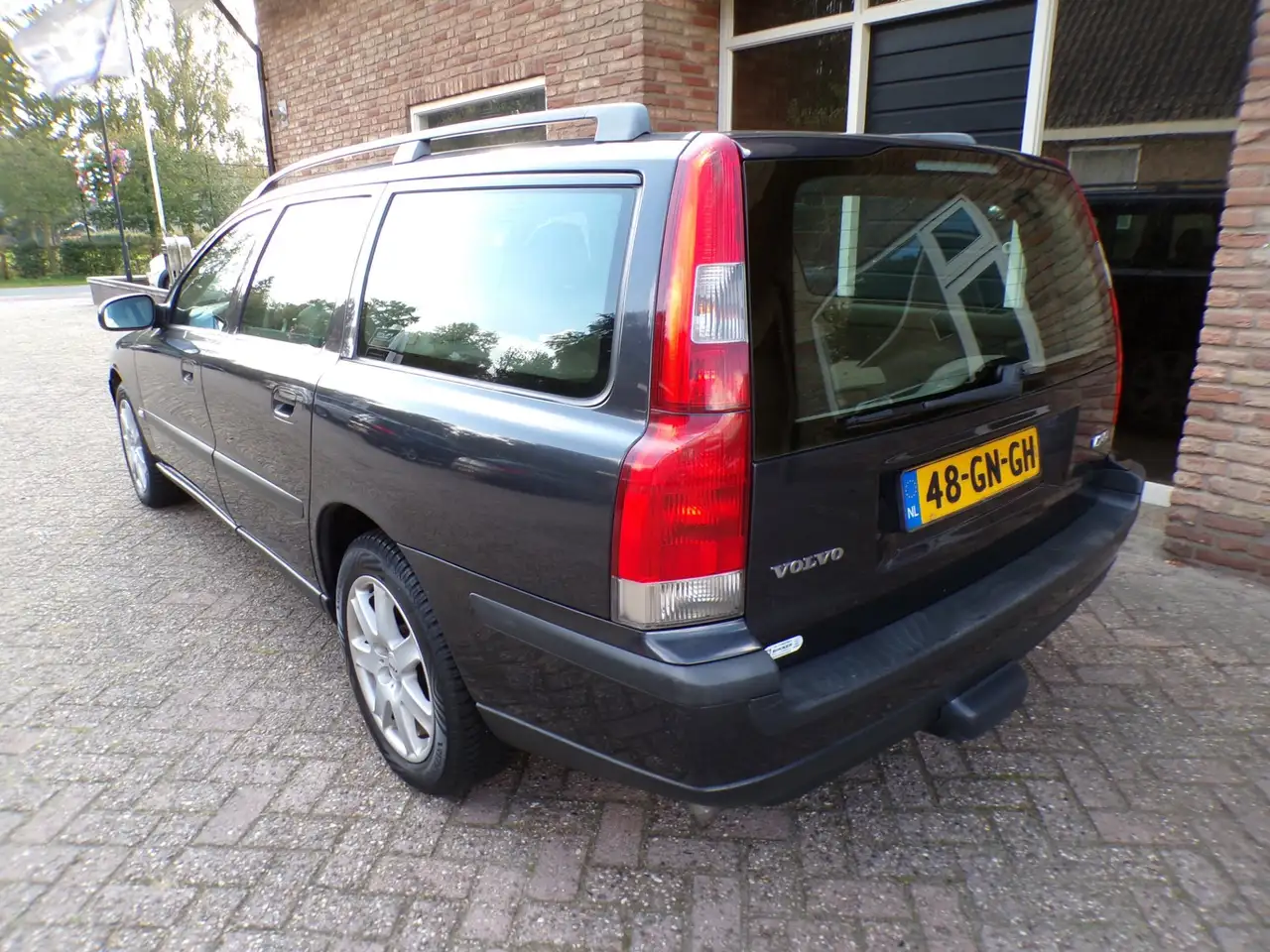Volvo V70 2.4 T Comfort Line, foto 3