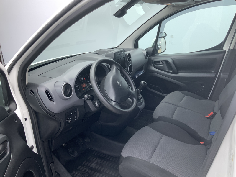 Peugeot Partner 120 1.6 BlueHDi 100 L1 Premium Pack S&S Airco Crui — photo 4