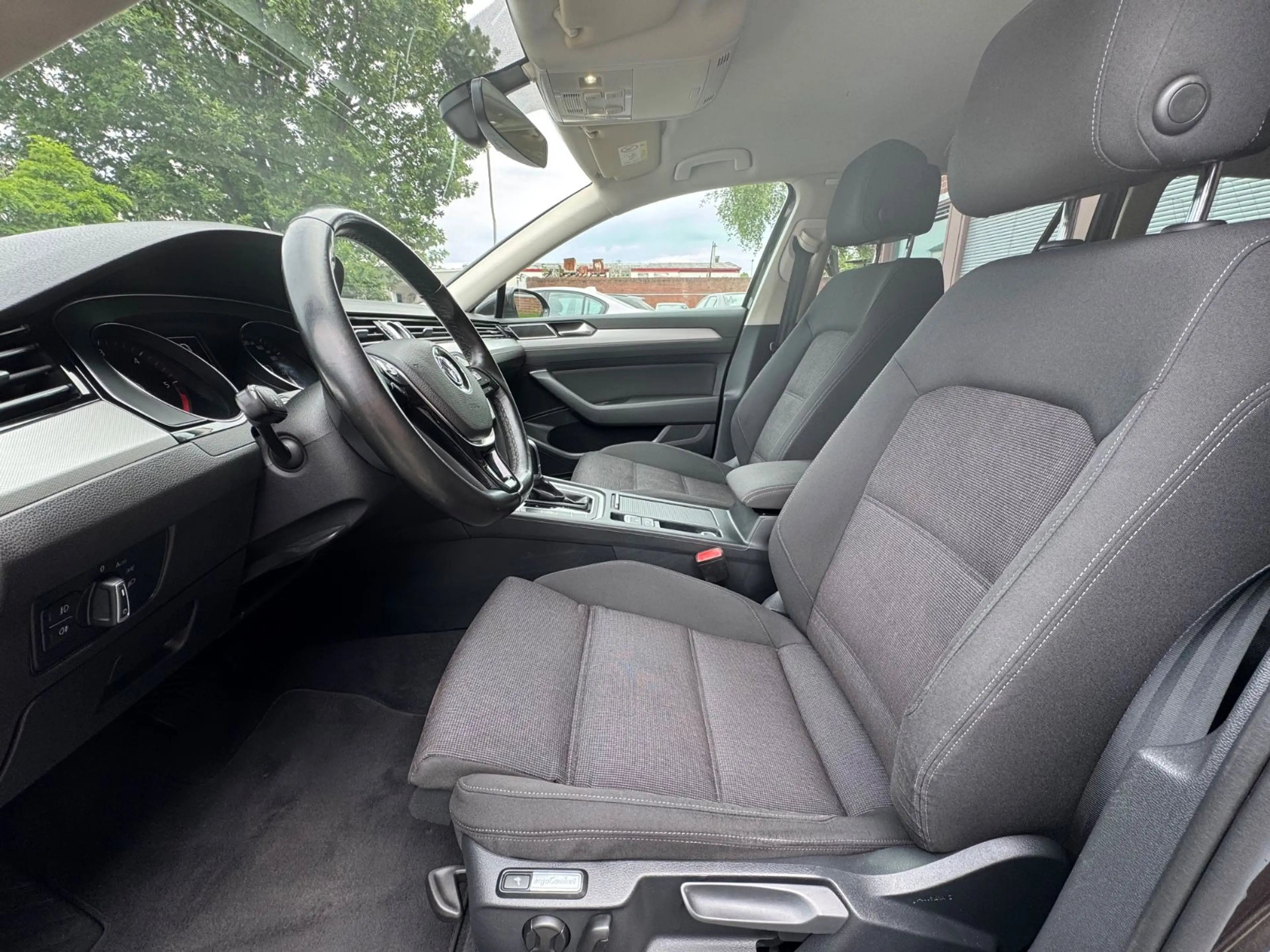 Volkswagen Passat Variant Comfortline *360°*ACC*LED*NAVI* — photo 11