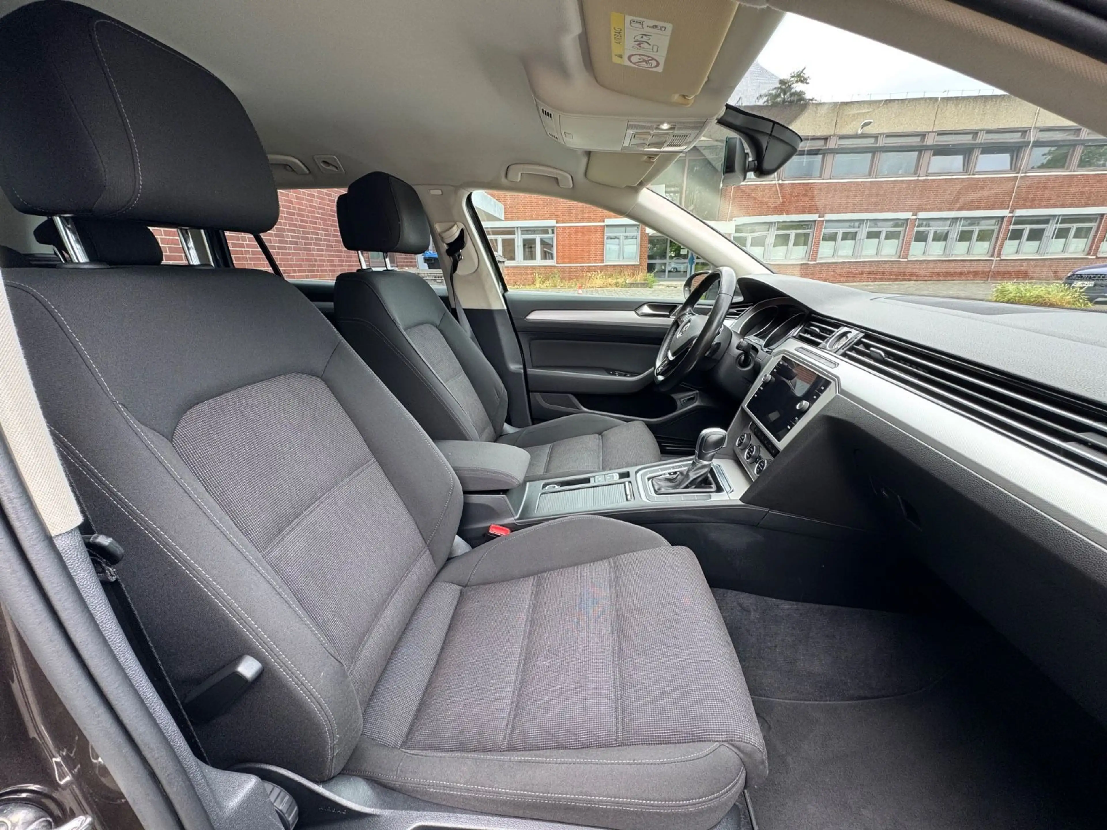 Volkswagen Passat Variant Comfortline *360°*ACC*LED*NAVI* — photo 12