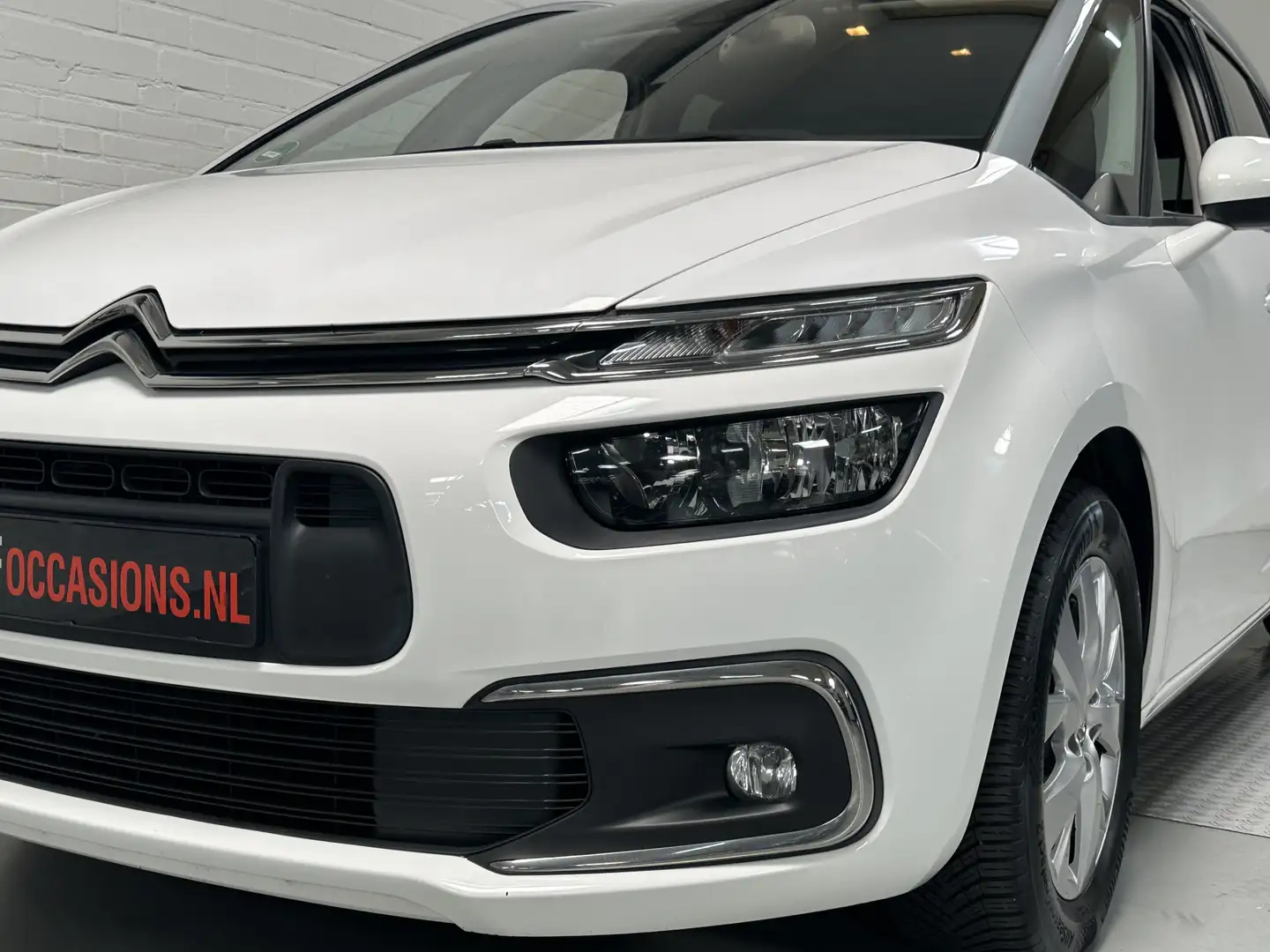 Citroen Grand C4 SpaceTourer 1.2 PureTech Selection Clima / Cruise / Navi / 7 P Wit - 2