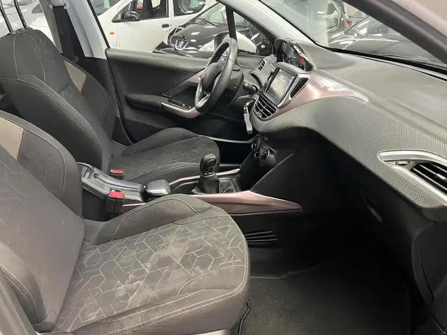 Peugeot 2008 view 28