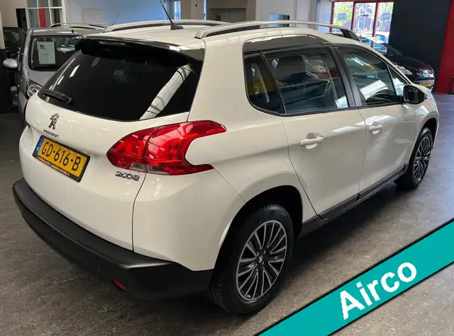 Peugeot 2008 view 2