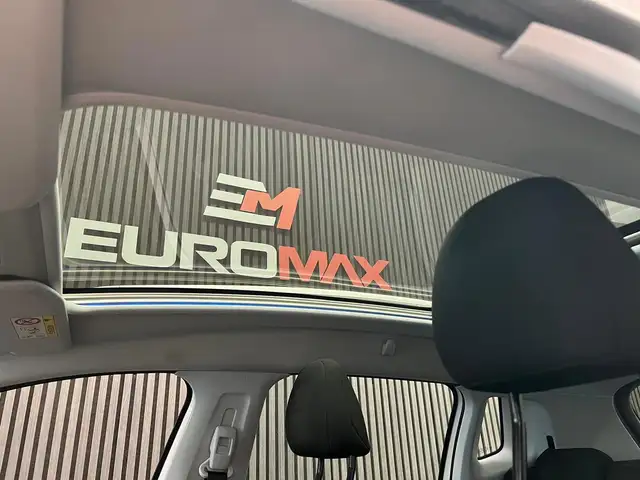 Peugeot 2008 view 4