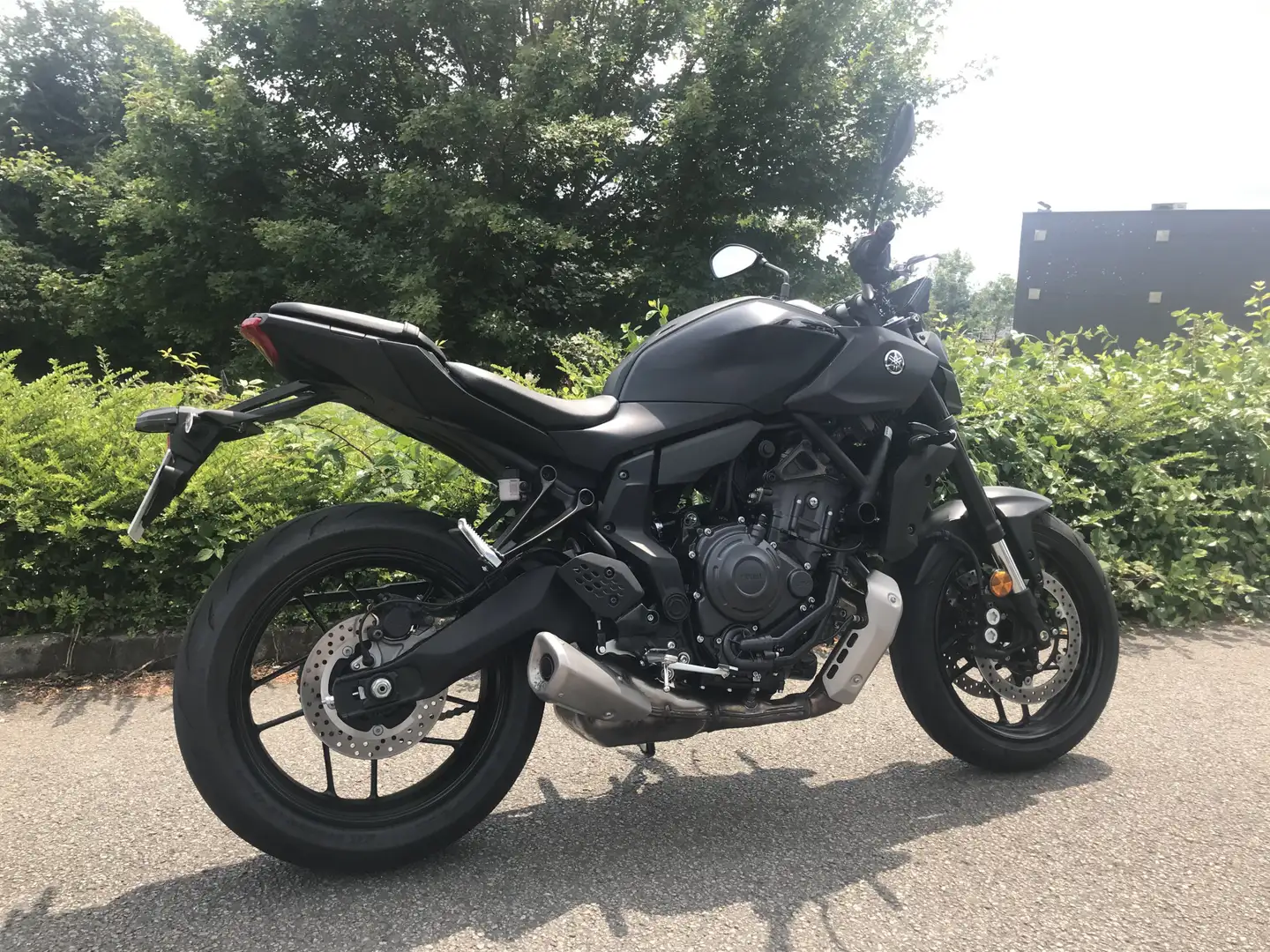 Yamaha MT-07 Schwarz - 2