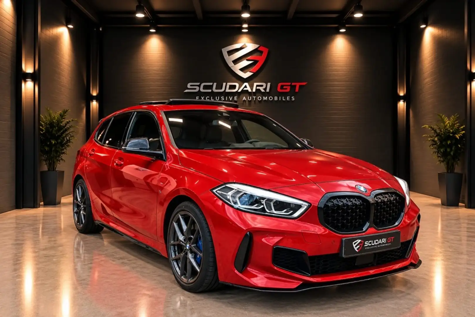 BMW 135 M135iA xDrive (9.75) Rojo - 1