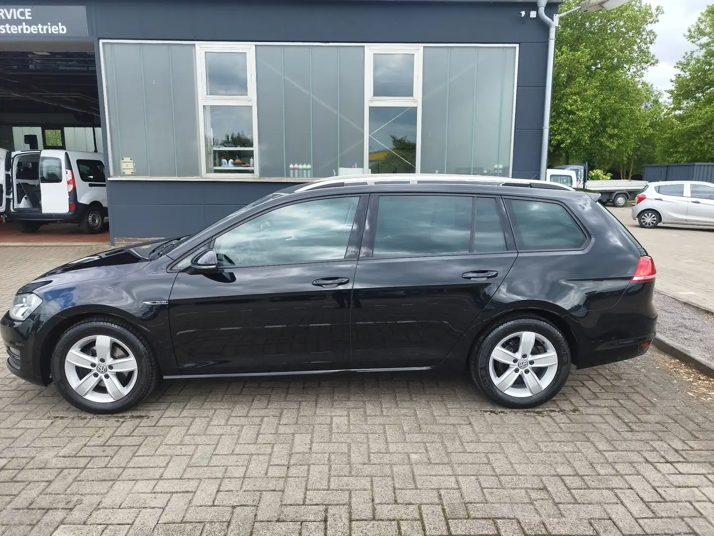 Volkswagen Golf 1.6 TDI 4Motion BlueMotion Technology Cup - 2