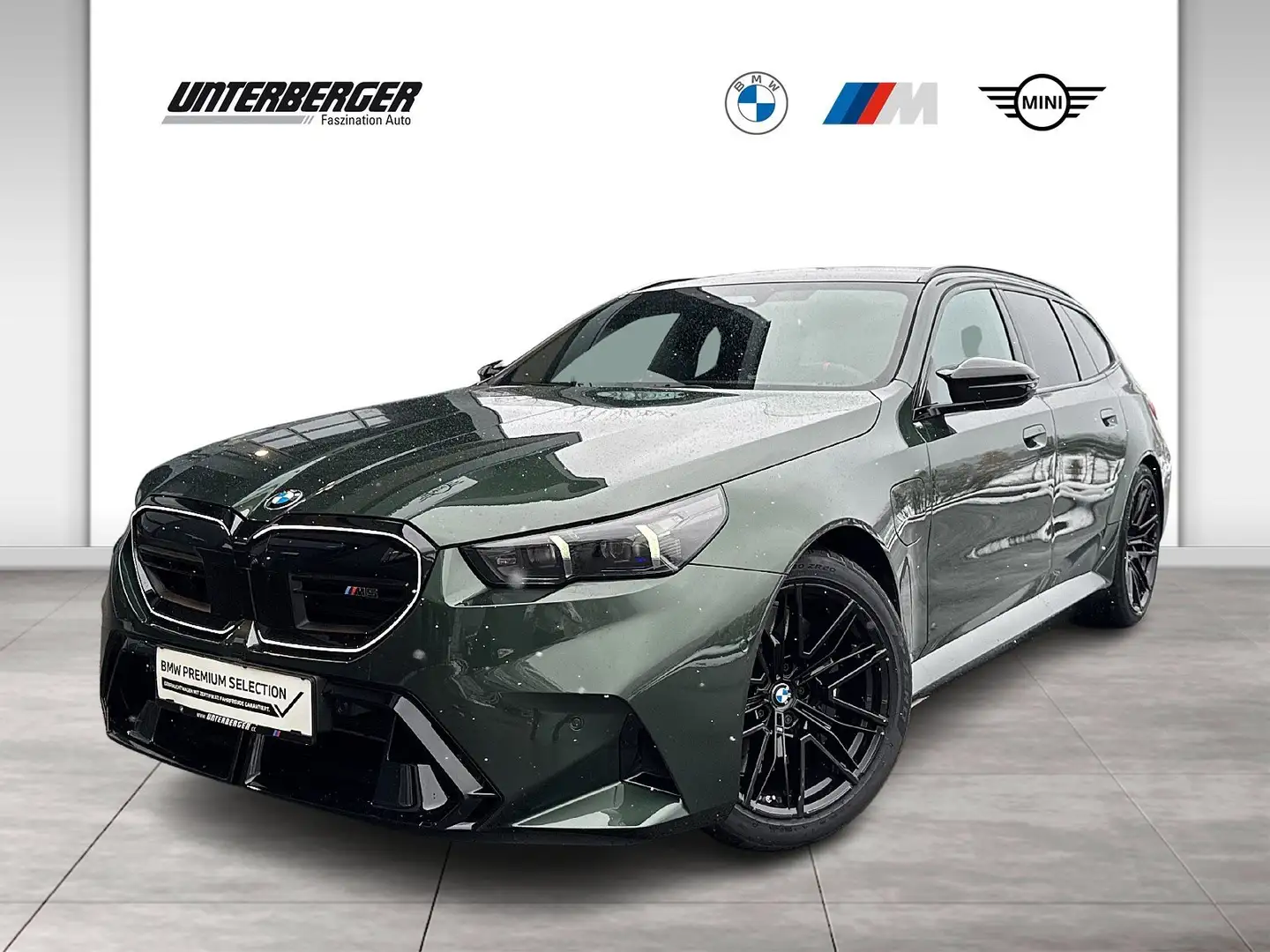 BMW M5 Touring * Ind. Malachitgrün | Comfort Paket | AHK Grün - 1
