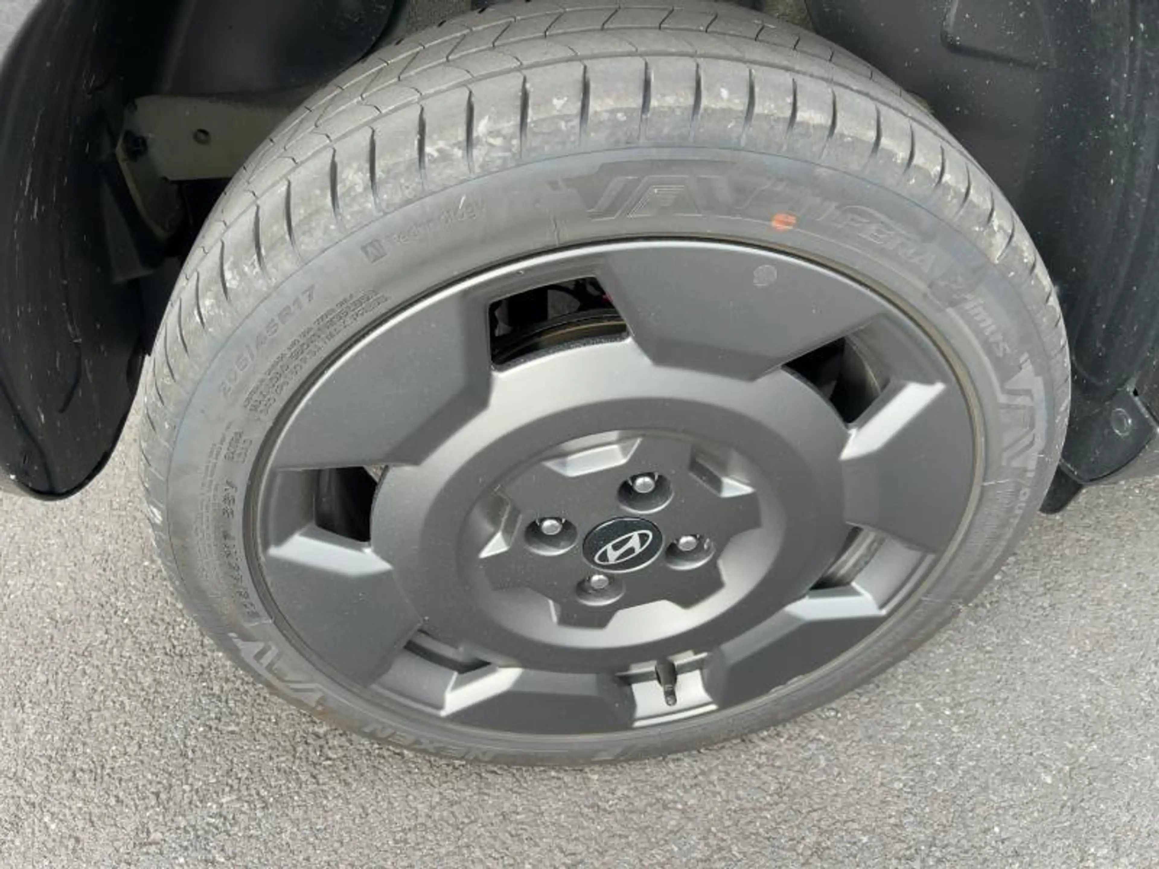 Hyundai Inster Cross 49kWh Unieke Demowagen — photo 15