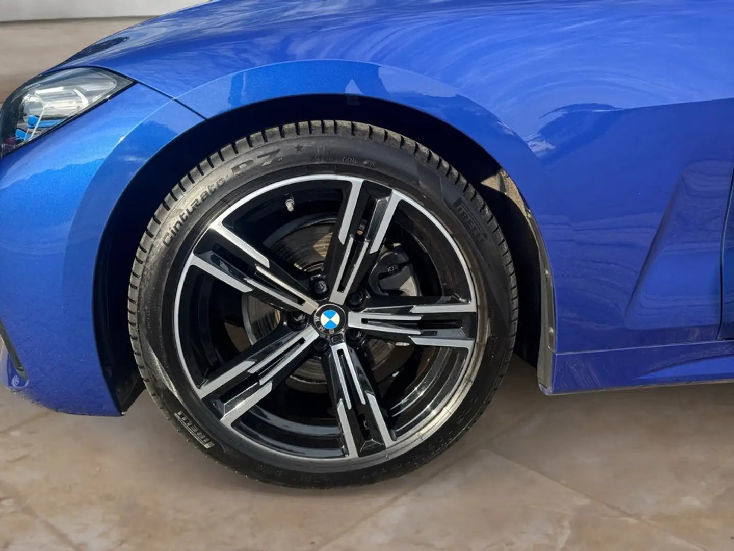 BMW 420 d Cabrio M Sportpaket + GARANTIE-bis-05.2028 Blau - 2