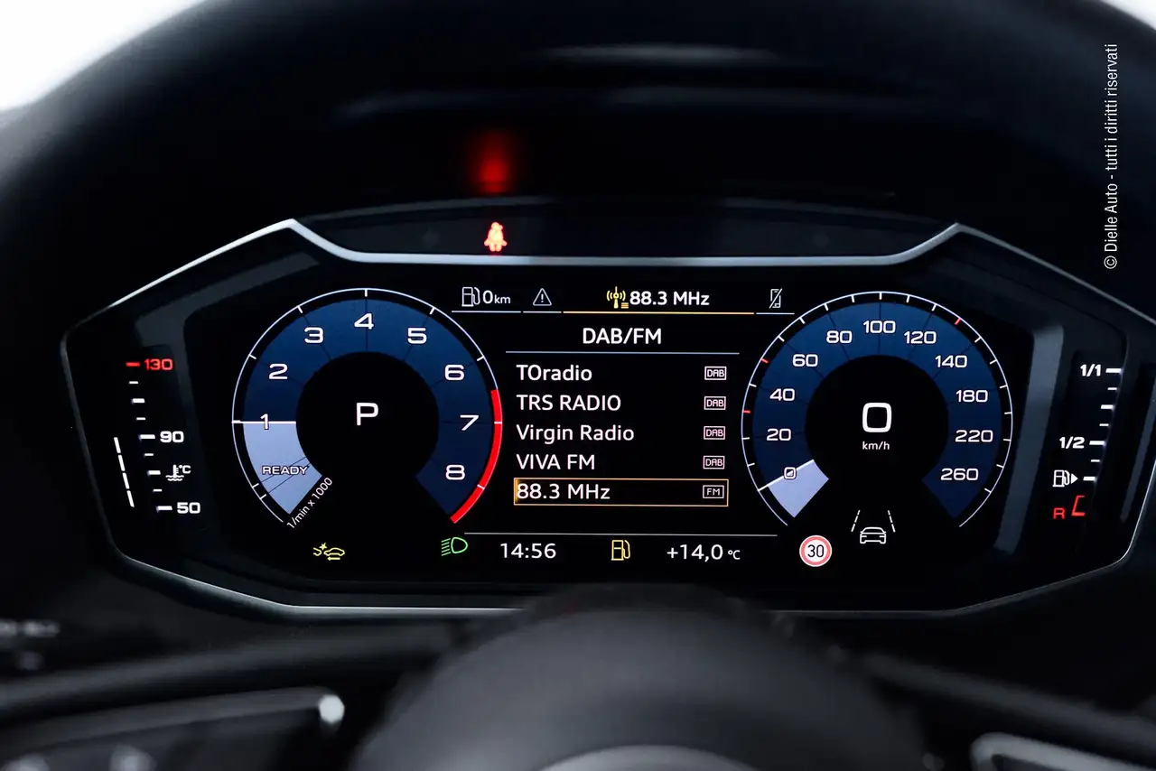 Audi A1 A1 allstreet 30 1.0 tfsi Identity Contrast 116cv s tronic 8