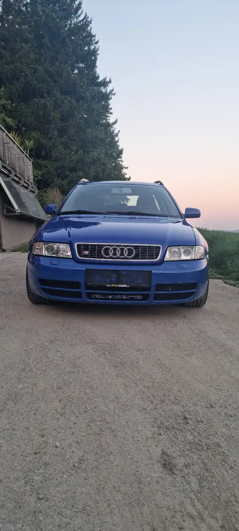 Audi A4 Avant quattro 2,7 S4 - 2