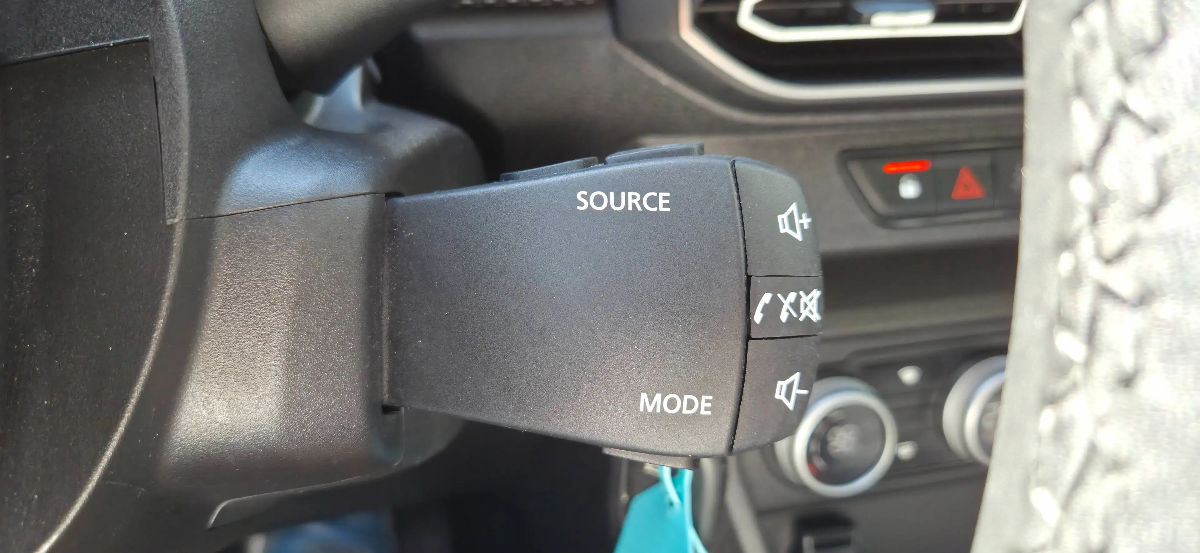 Dacia Jogger Expression |Klima|Touch| Tempomat |Gepflegter Langstrecken-Kombi Tüv Neu ! — photo 25