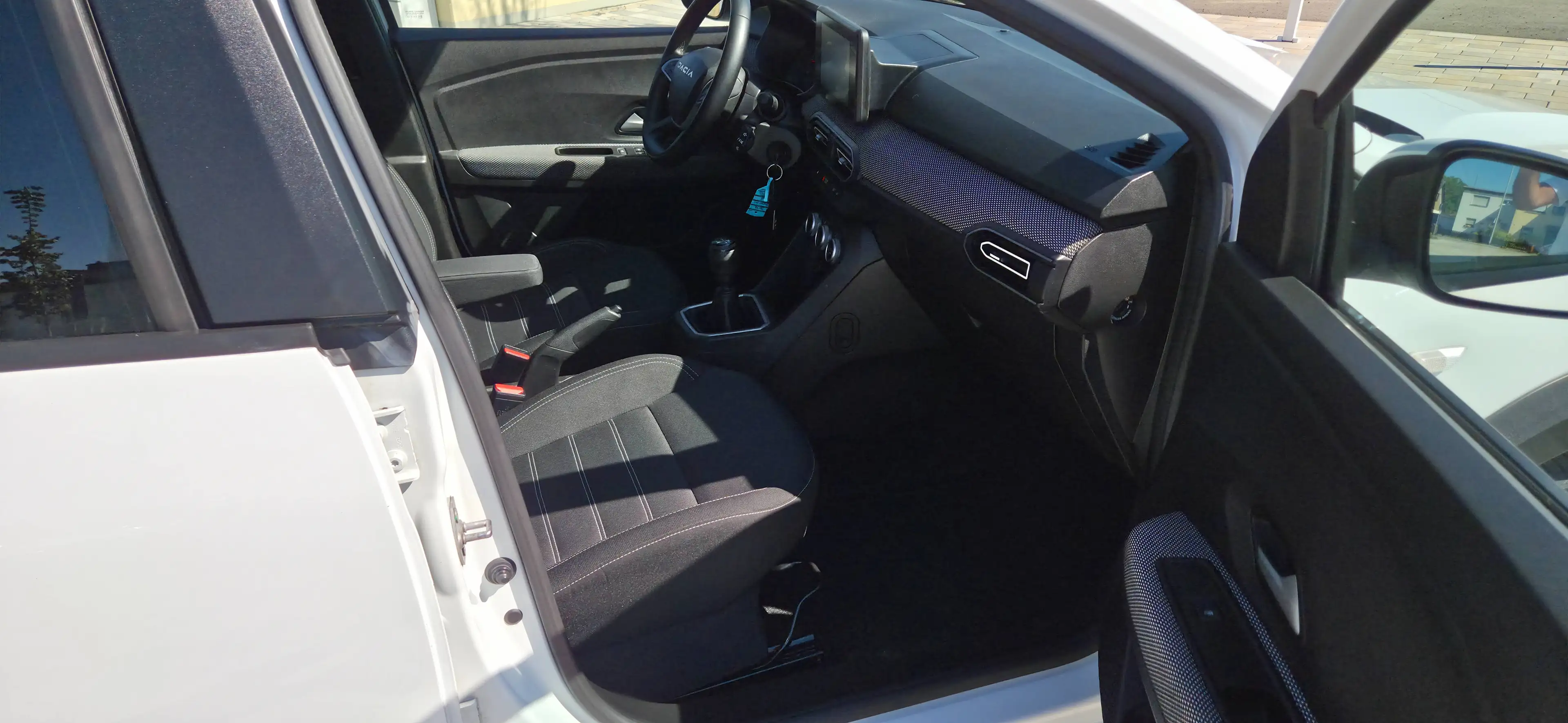 Dacia Jogger Expression |Klima|Touch| Tempomat |Gepflegter Langstrecken-Kombi Tüv Neu ! — photo 12