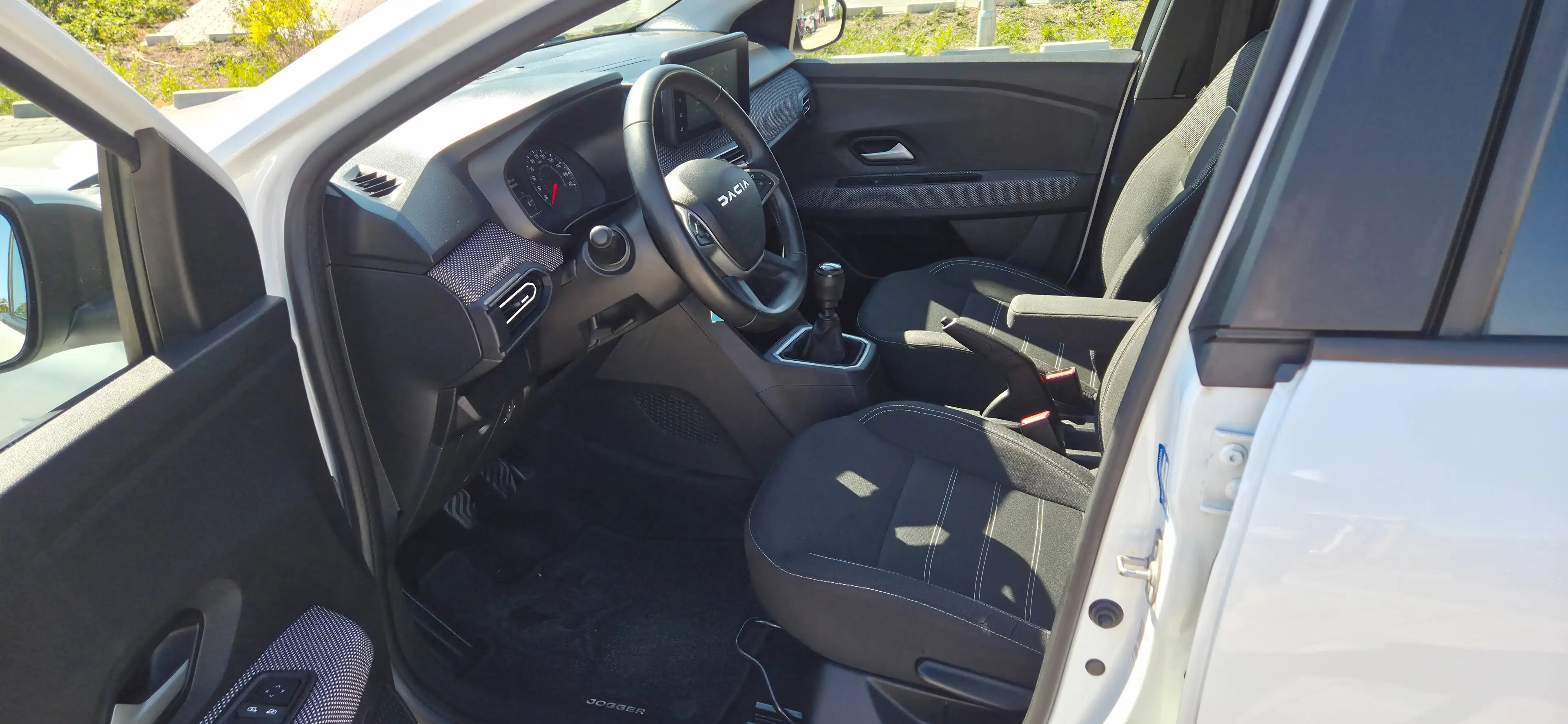 Dacia Jogger Expression |Klima|Touch| Tempomat |Gepflegter Langstrecken-Kombi Tüv Neu ! — photo 9