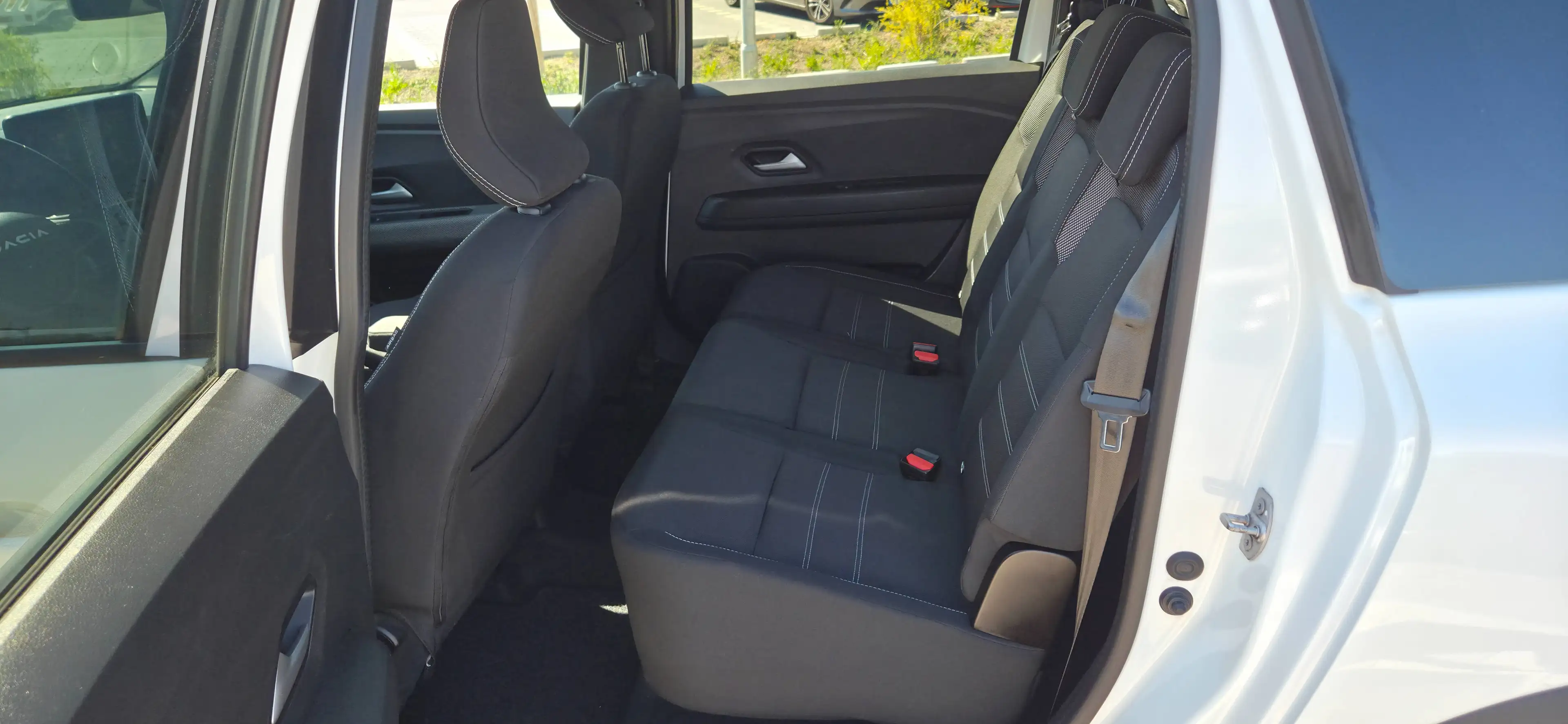 Dacia Jogger Expression |Klima|Touch| Tempomat |Gepflegter Langstrecken-Kombi Tüv Neu ! — photo 10
