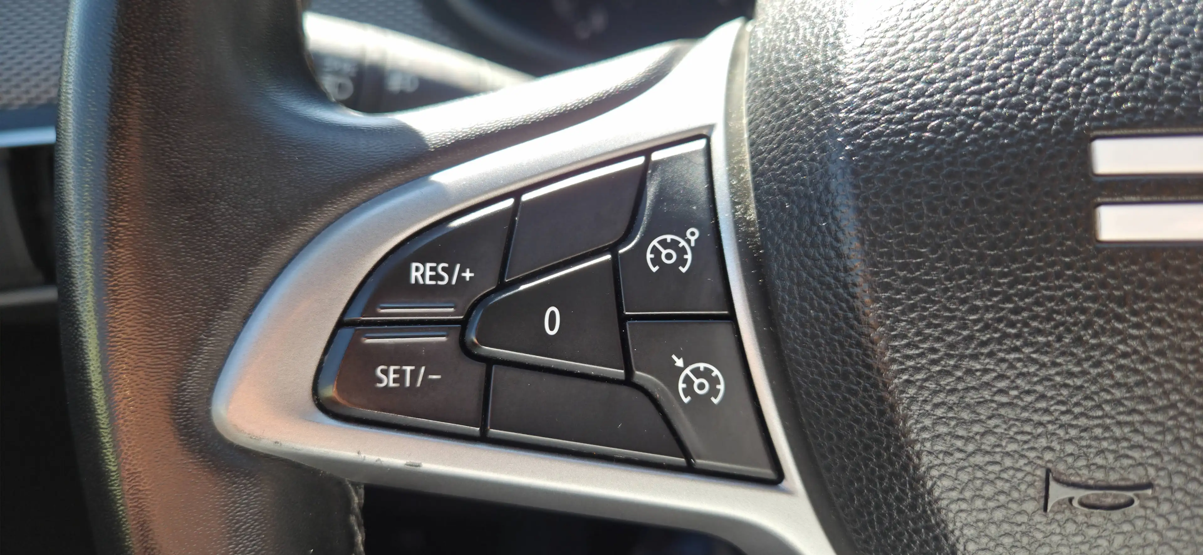 Dacia Jogger Expression |Klima|Touch| Tempomat |Gepflegter Langstrecken-Kombi Tüv Neu ! — photo 26