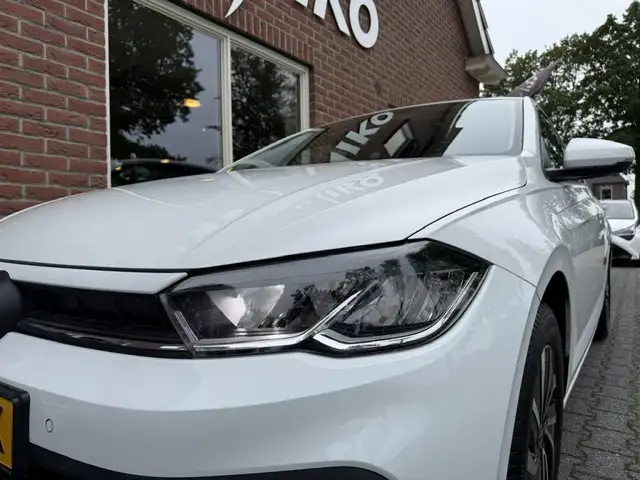 Volkswagen Polo view 14
