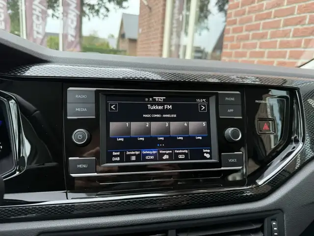 Volkswagen Polo view 20
