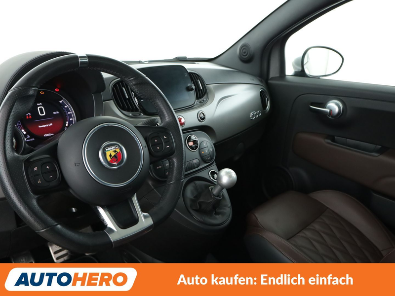 Abarth 595 1.4 Turbo Turismo*NAVI*XENON*PDC*SHZ* — photo 11