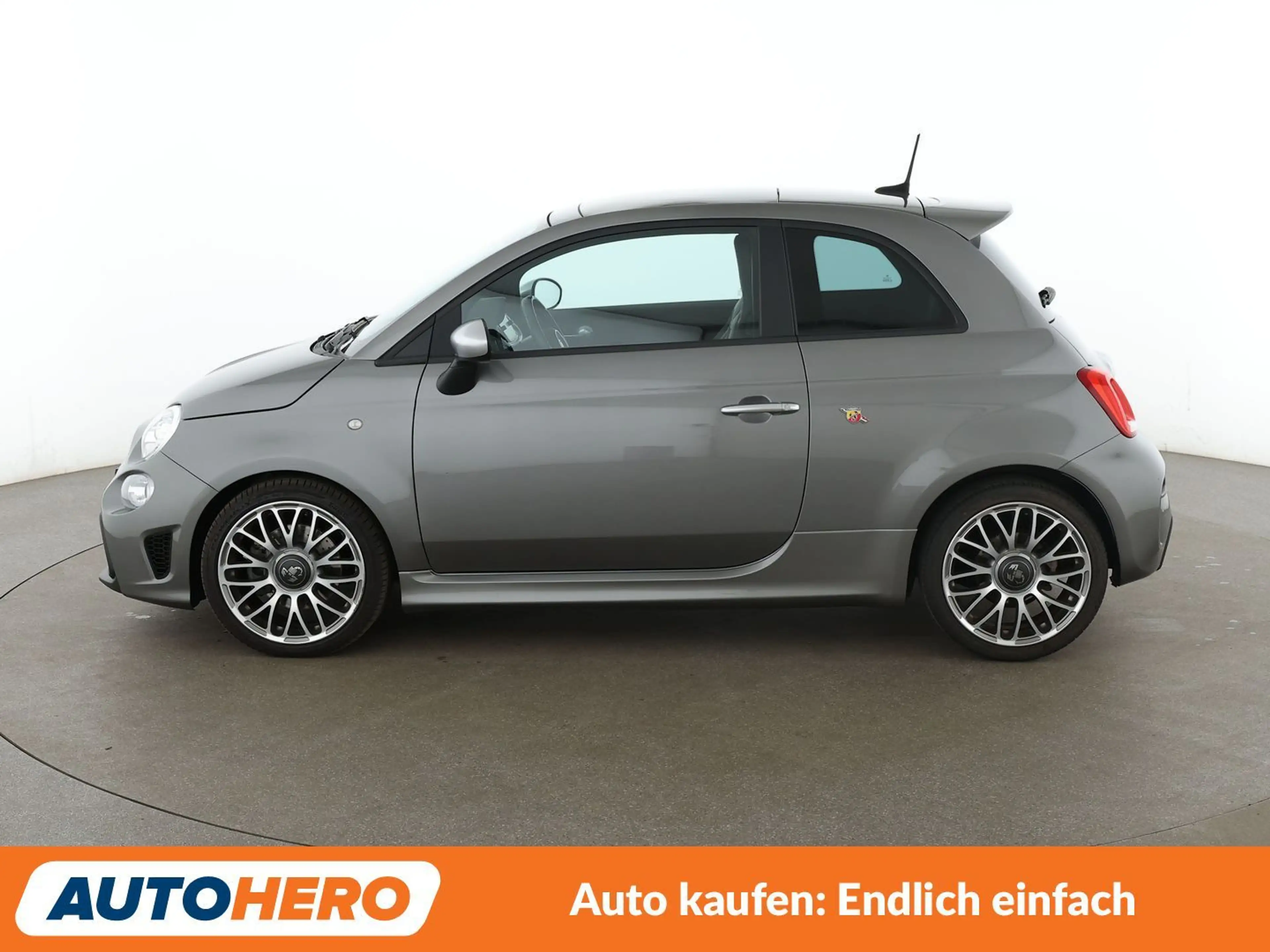 Abarth 595 1.4 Turbo Turismo*NAVI*XENON*PDC*SHZ* — photo 3