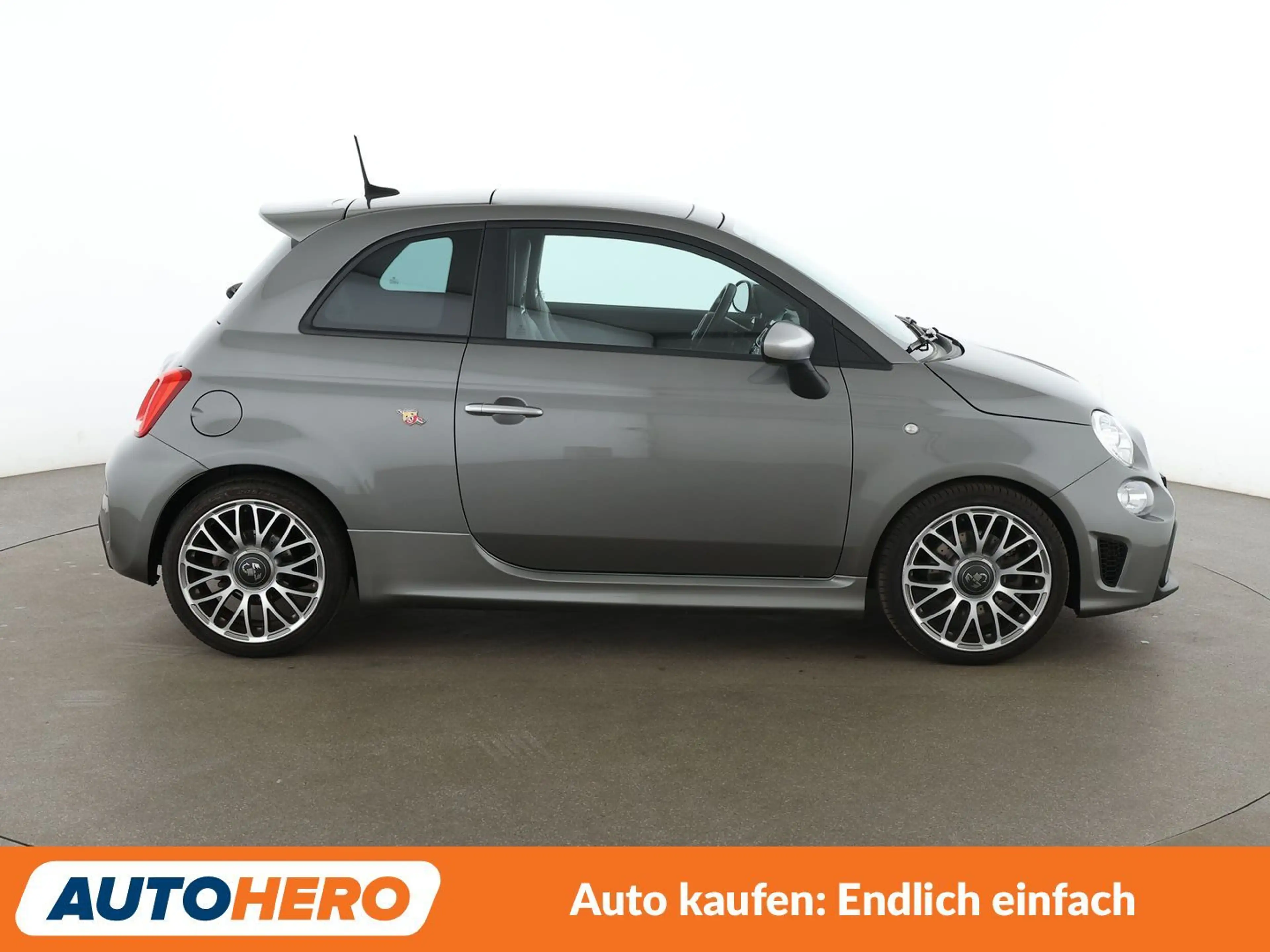 Abarth 595 1.4 Turbo Turismo*NAVI*XENON*PDC*SHZ* — photo 7