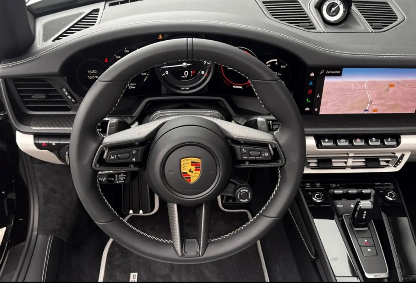 Porsche 992 Targa 4 GTS Negro - 2