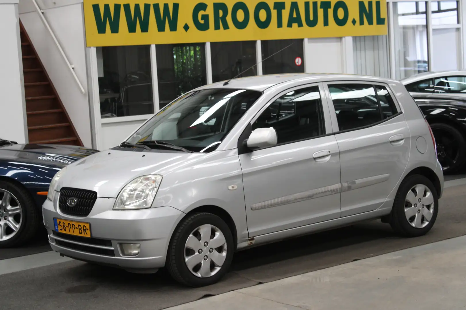 Kia Picanto 1.0 EX NAP, Airco, Stuurbekrachtiging Gris - 1