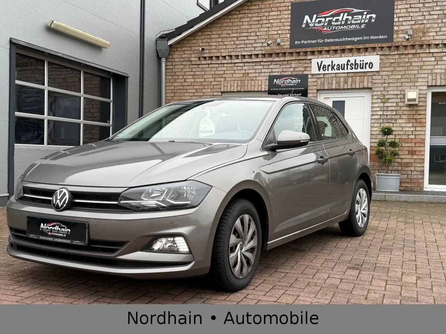 Volkswagen Polo VI Comfortline*ACC*SHZ*LED*TEMPO* Grau - 2