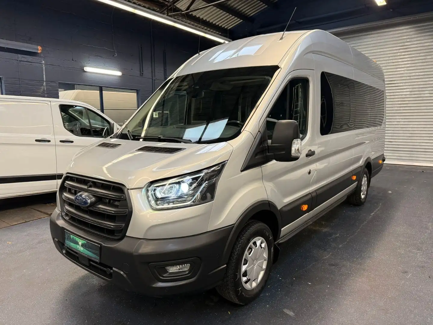 Ford Transit Jumbo Rollstuhl Lift 9 Sitze AHK 3,5T Argent - 2