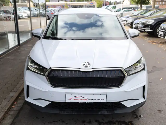 Skoda Enyaq view 3