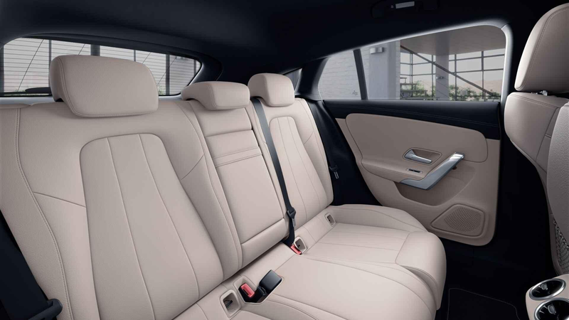 Mercedes-Benz CLA 180 Shooting Brake Luxury Line | Beige interieur | Dis — photo 6