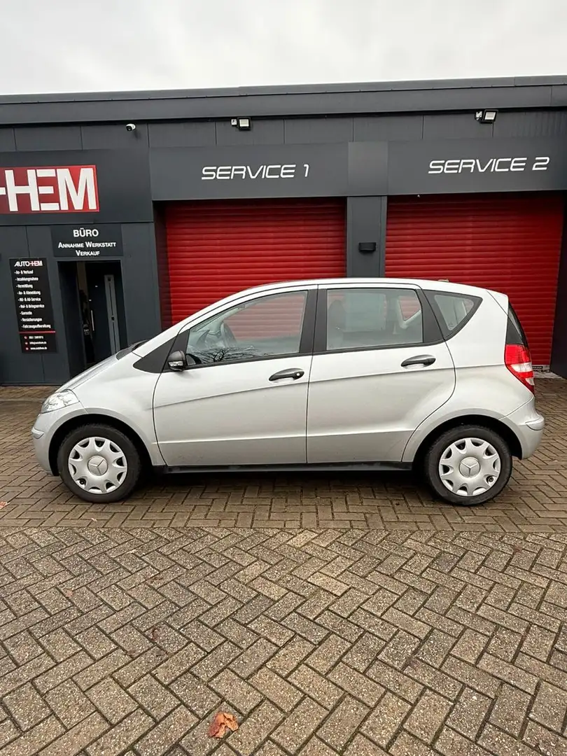 Mercedes-Benz A 150 Automatik Xenon Klimaaut. PDC Silber - 2