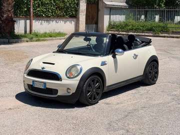 Mini III R57 2009 Cabrio 1.6 175cv