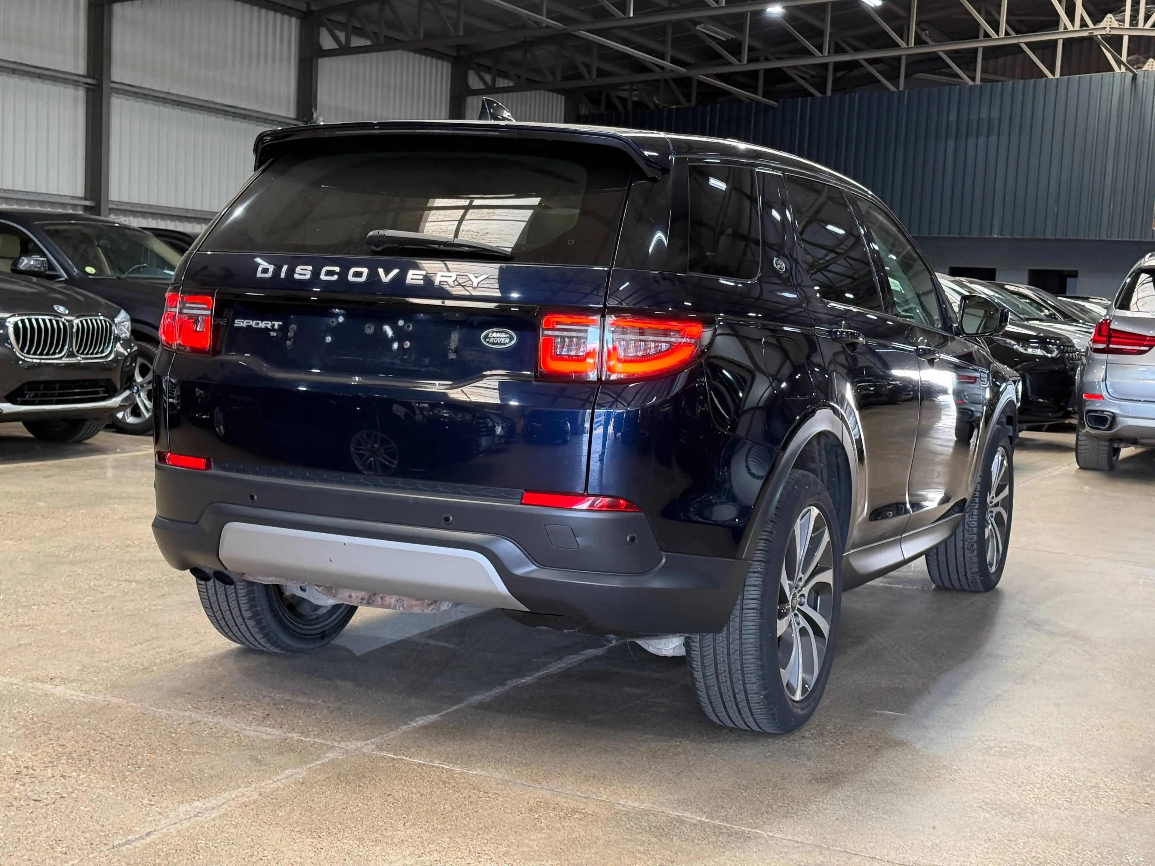 Land Rover Discovery Sport Discovery Sport 2.0 TD4 Urban Series SE Dynamic — photo 5