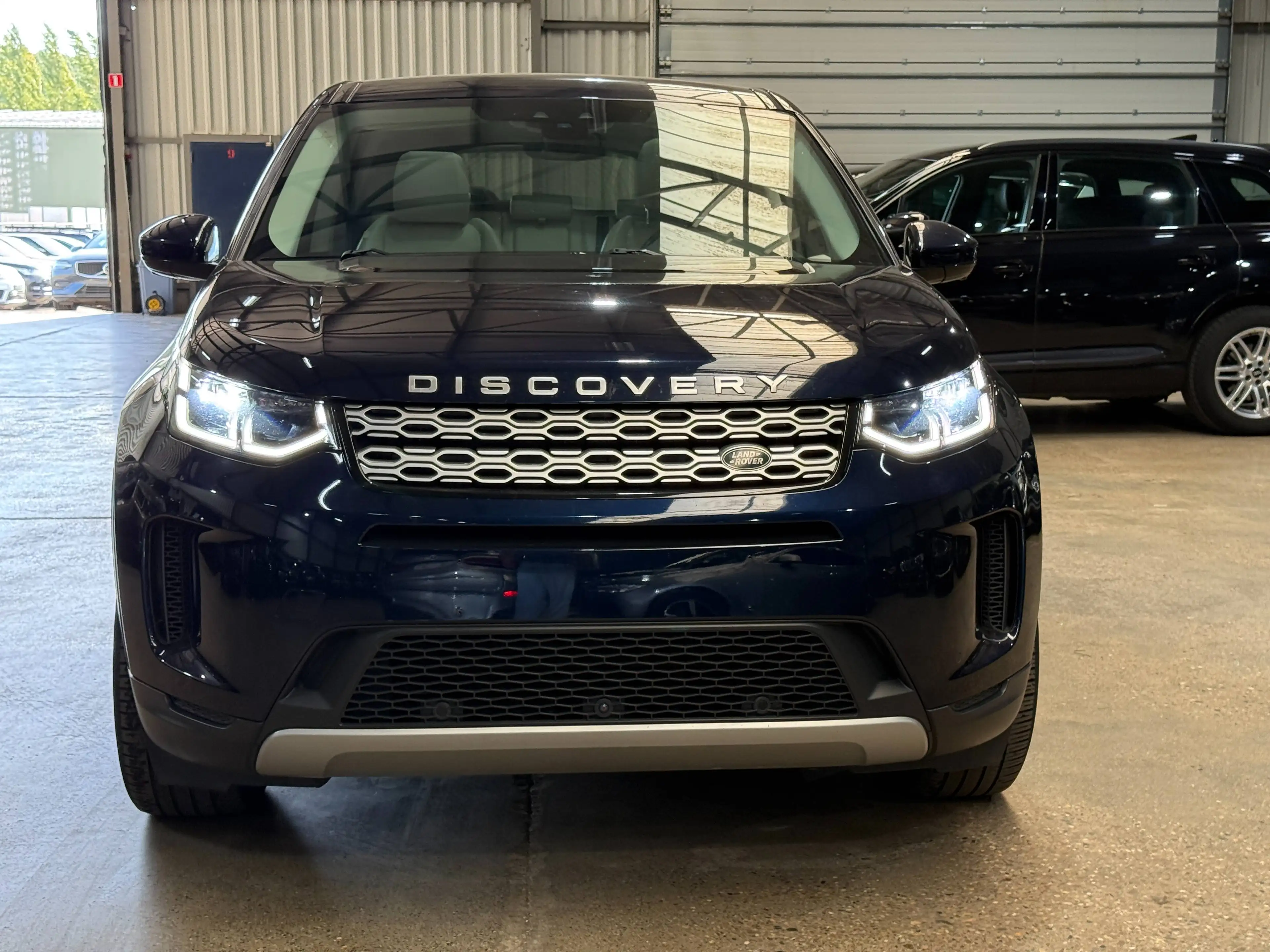 Land Rover Discovery Sport Discovery Sport 2.0 TD4 Urban Series SE Dynamic — photo 2