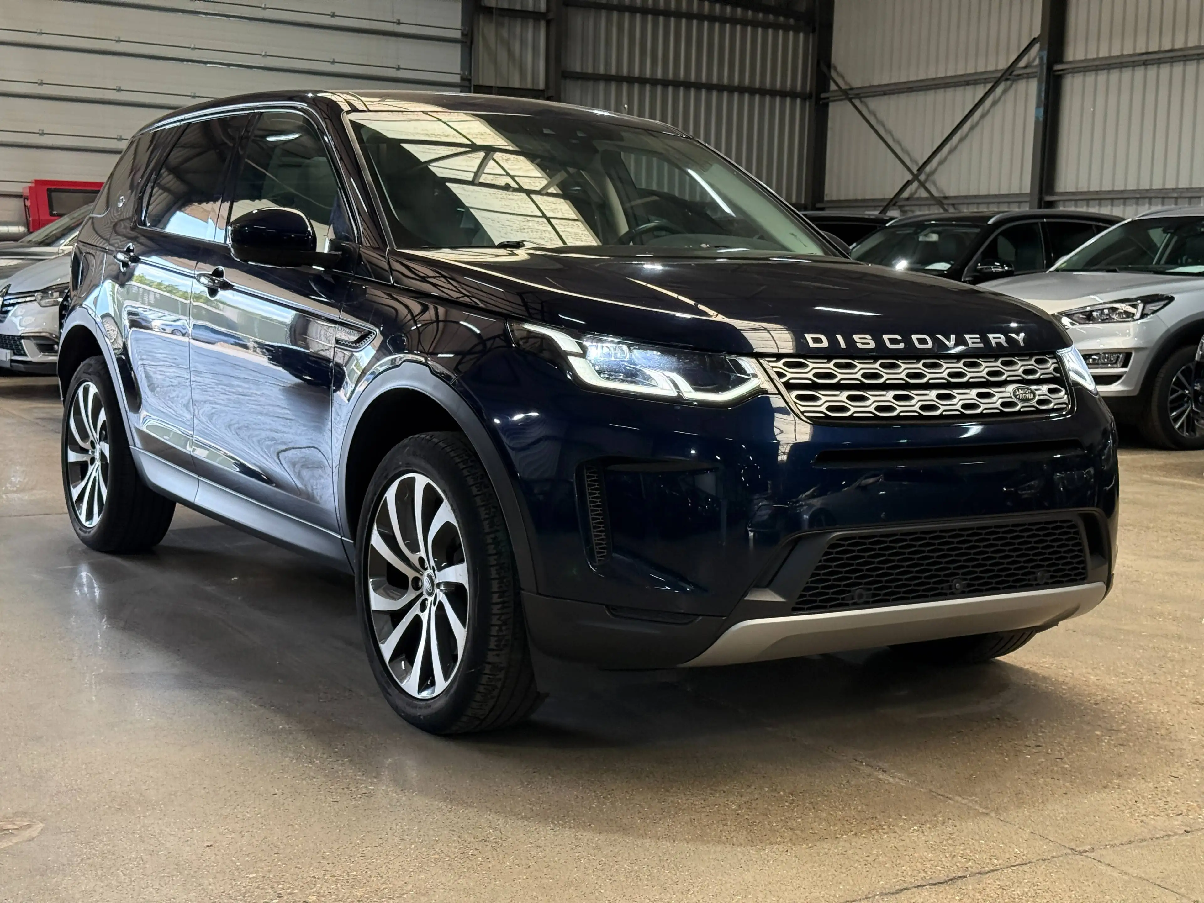 Land Rover Discovery Sport Discovery Sport 2.0 TD4 Urban Series SE Dynamic — photo 3